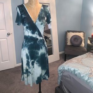 Tie-Dye V-neck Dress